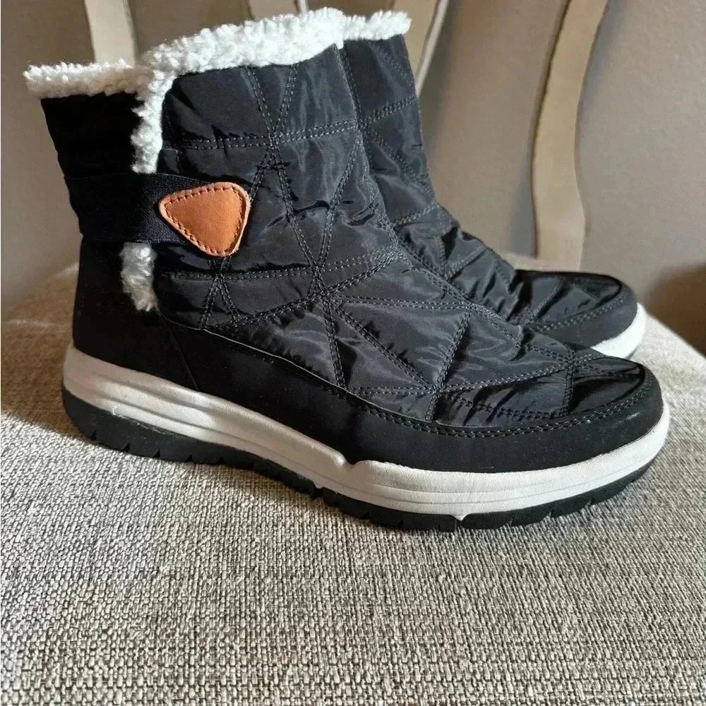 Ryka Women’s Aubonne Gore Ankle Boot Size 8